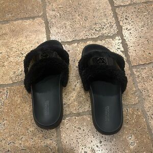 Michael Kors Slides
